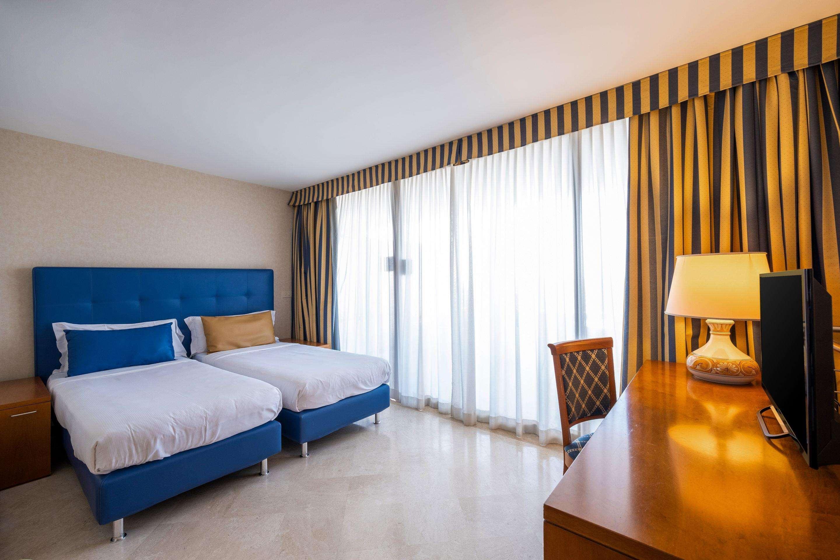 Rome Airport Hotel Fiumicino Extérieur photo